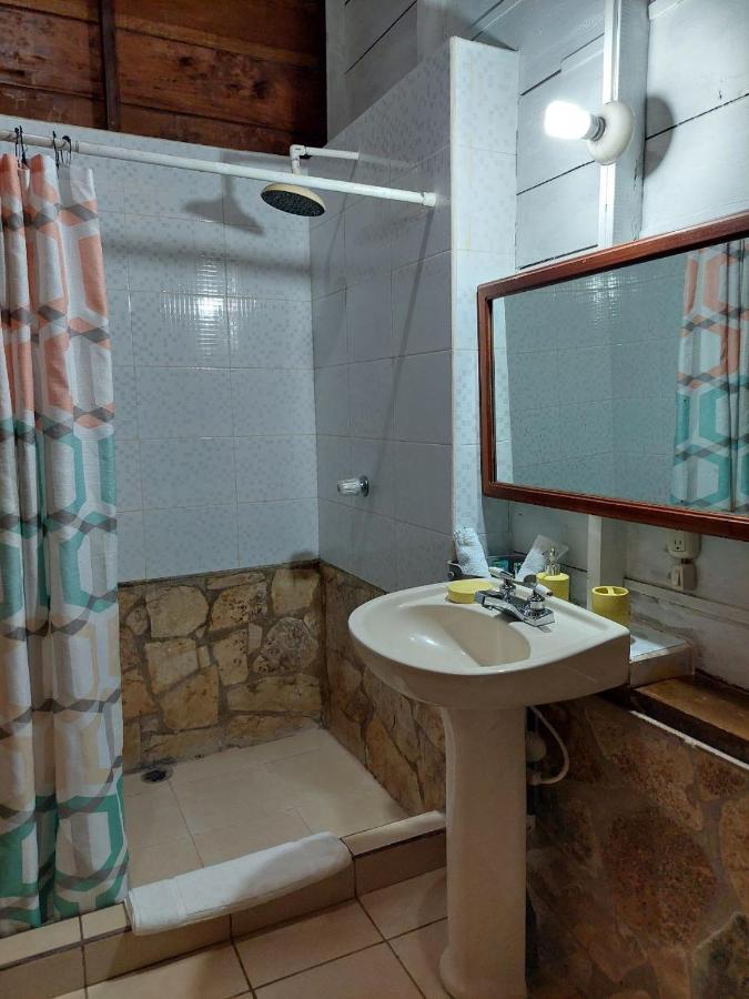 Sunset Bay B&B Brig Bay Экстерьер фото